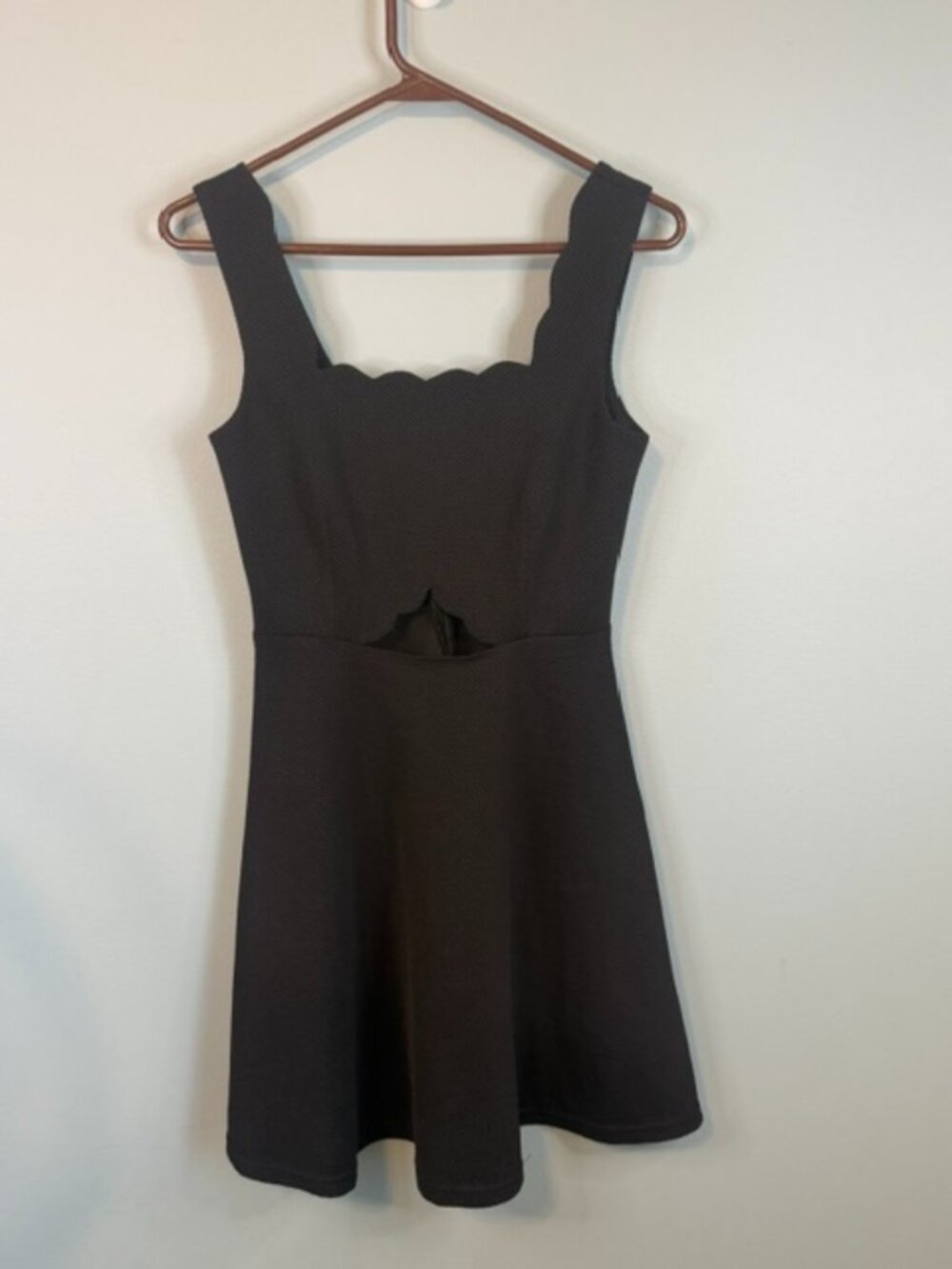Scalloped Cutout Skater Dress Black Mini A-Line Party Fit and Flare XS - Picture 2 of 7